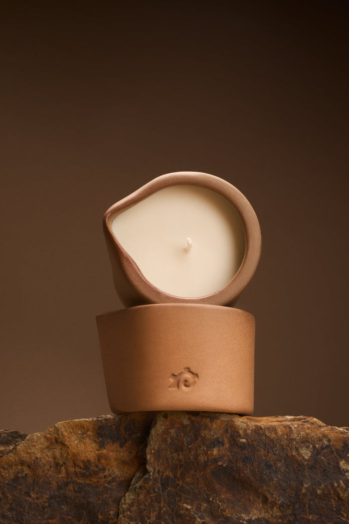 Coco Corazón Massage Candle