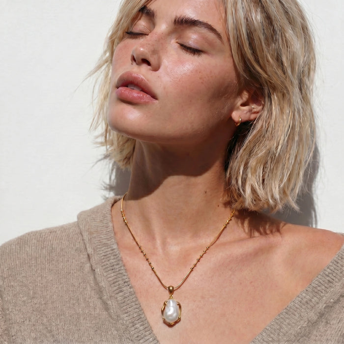Orithyia Pearl Pendant Necklace | Rare Velvet